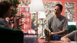 Read more about the article How Motivational Interviewing Helps Overcome Addiction and Mental Health Challenges